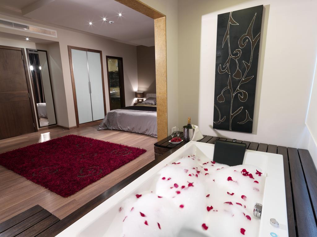 City Suite Hotel Beirut Exterior foto