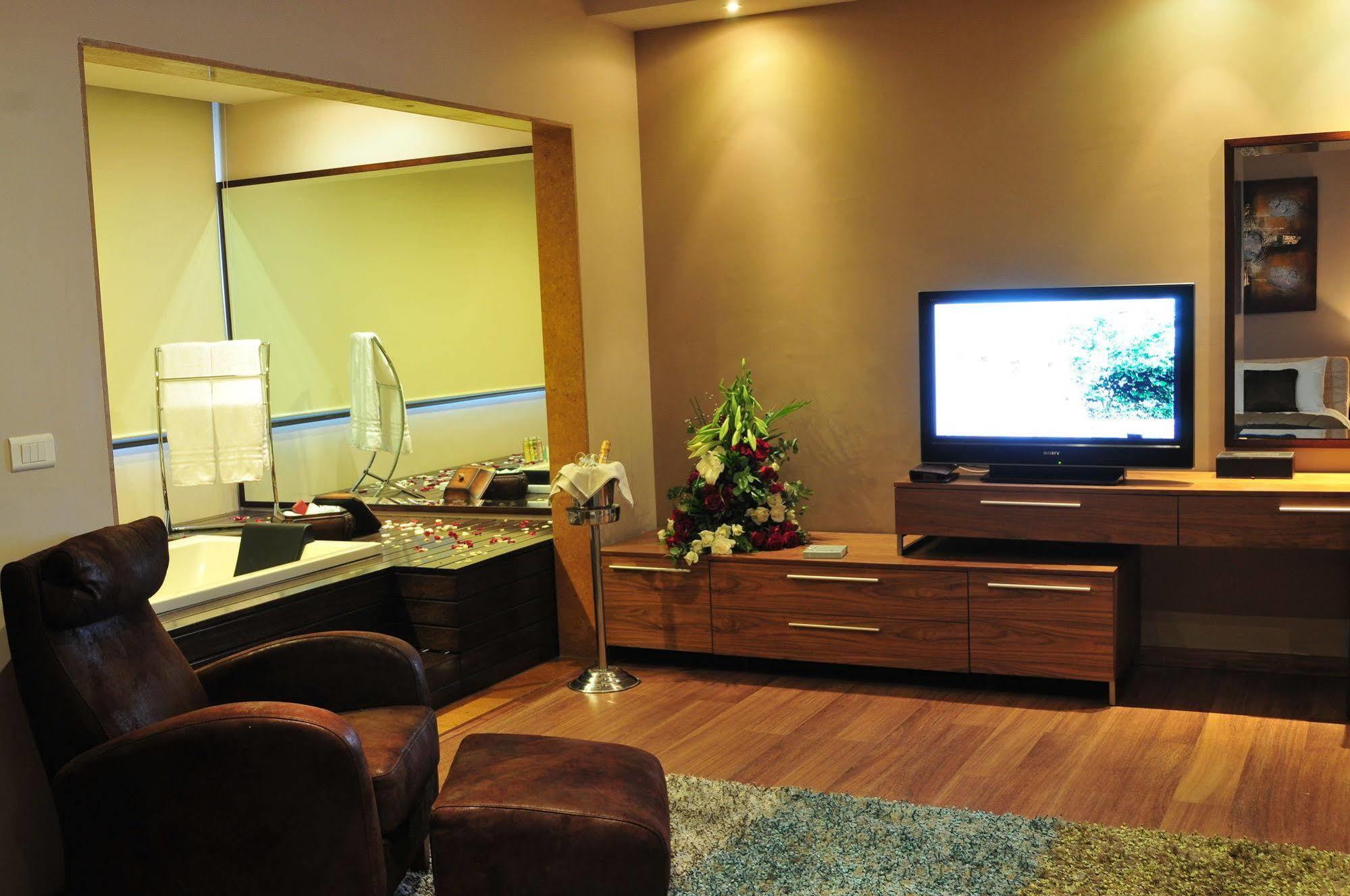 City Suite Hotel Beirut Exterior foto