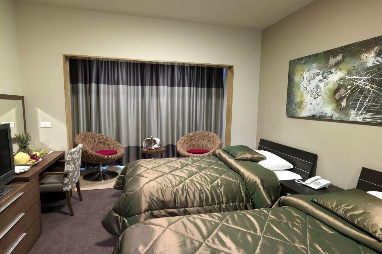 City Suite Hotel Beirut Zimmer foto